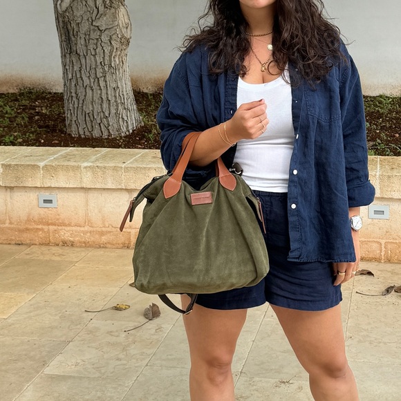 Parker Thatch Charlie Bag - Olive Green Tote Bag with Brown Handles - Picture 3 of 8